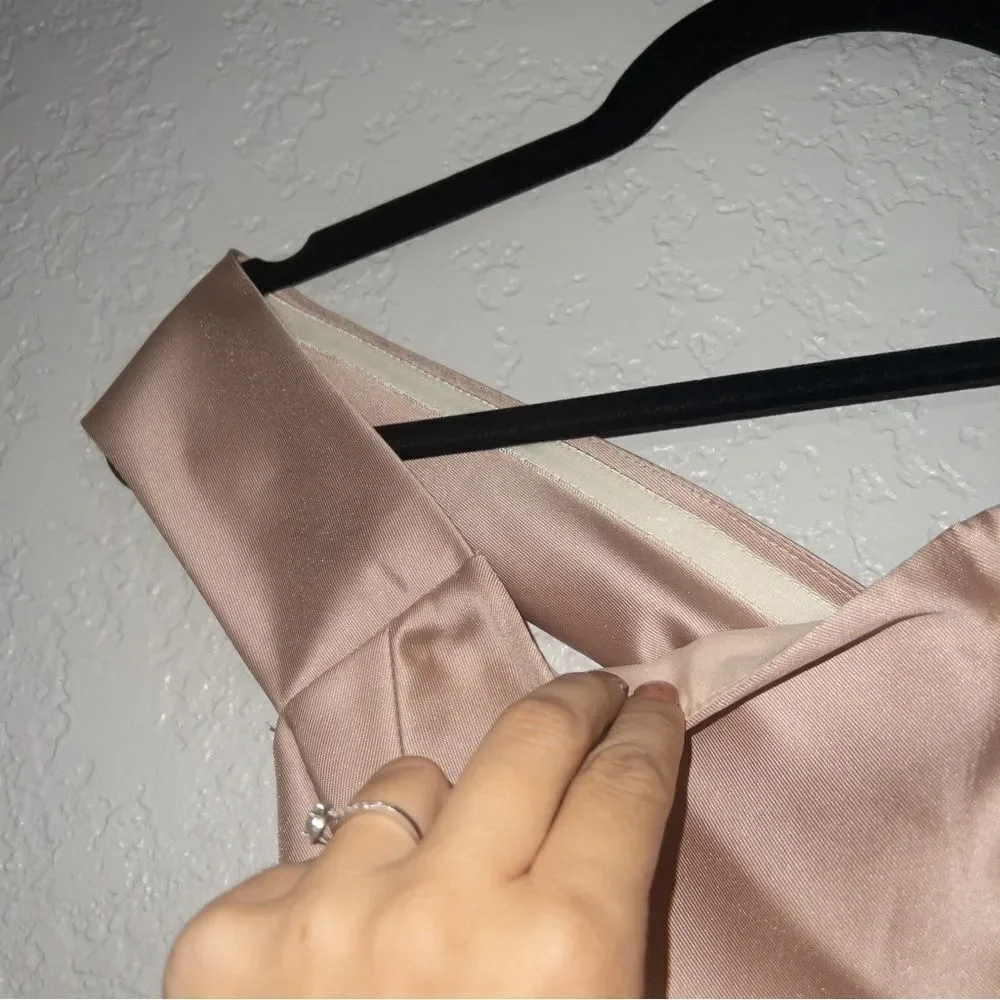 NWT Alfred Sung Cameo Satin Off The Shoulder Floor Length Gown Size 4 - Picture 4 of 9